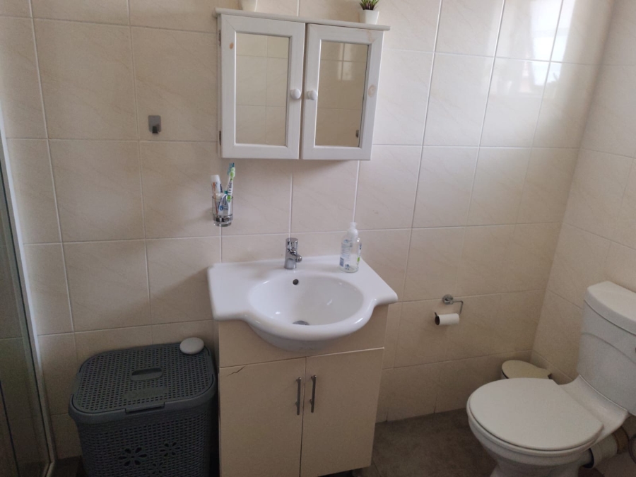 2 Bedroom Property for Sale in Hagley Western Cape